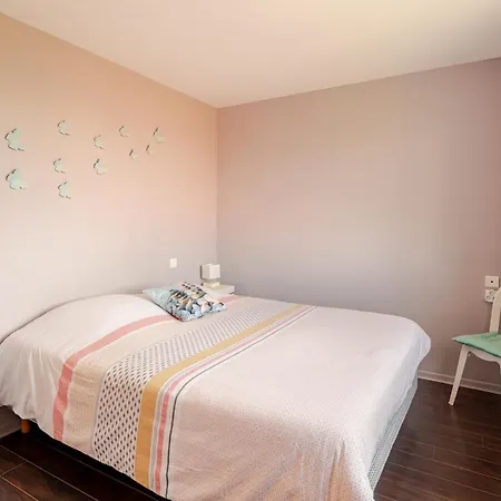 Appartement Spacieux Et Lumineux Avec Garage Appartement Les Sables-dʼOlonne