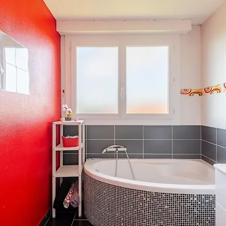 Appartement Spacieux Et Lumineux Avec Garage *